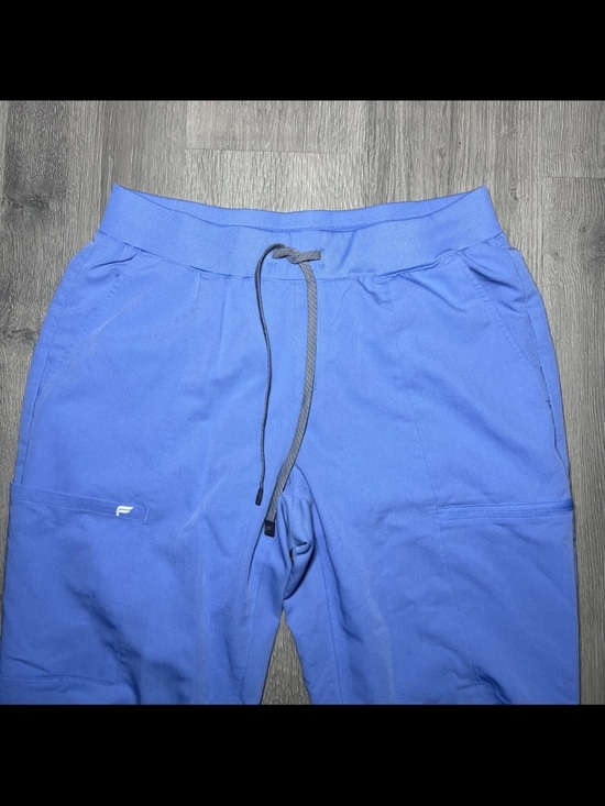 Fabletics Periwinkle Blue V-Notch Active Top - Picture 8 of 11